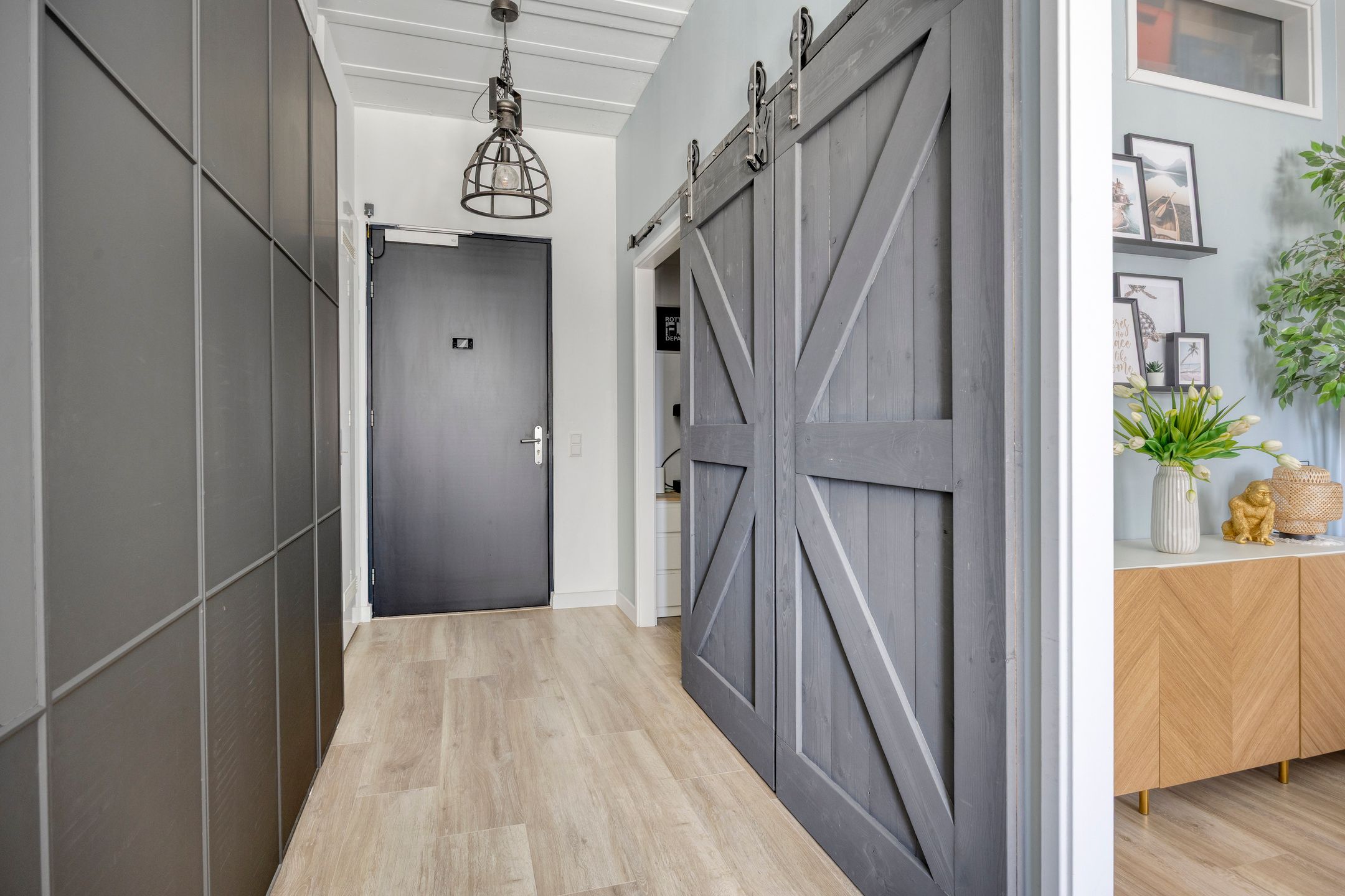 Photo 9 of Promenade 317