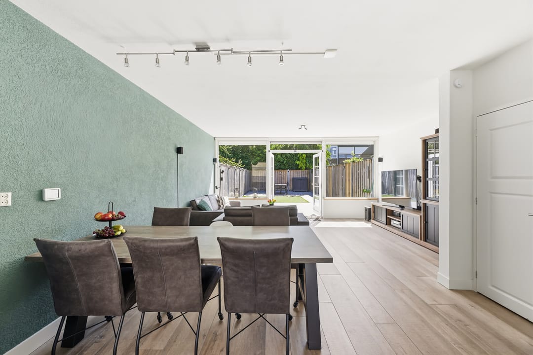 Photo 11 of Spaarnestraat 32