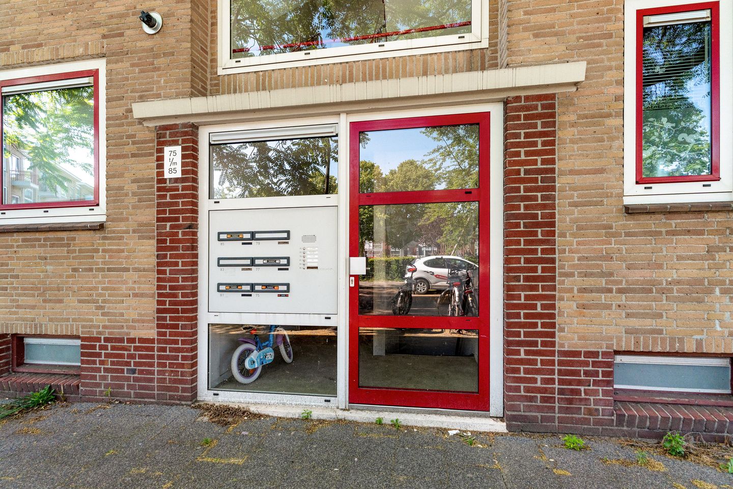 Foto 5 van Woudenbergstraat 83