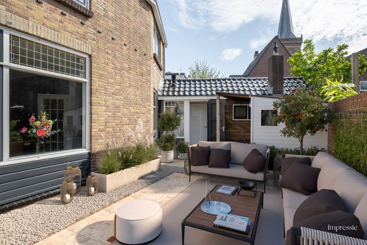 Vrijstaande woning te koop: Pastoor Vinkesteynstraat 1, Kwintsheul