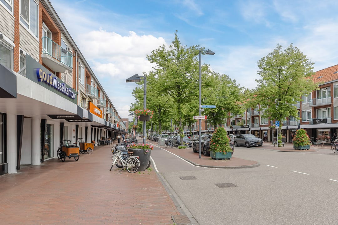 Photo 28 of Galerij 92