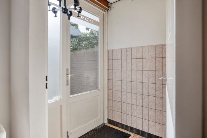 Hoekwoning te koop: 't Bijsterveld 2, Helmond