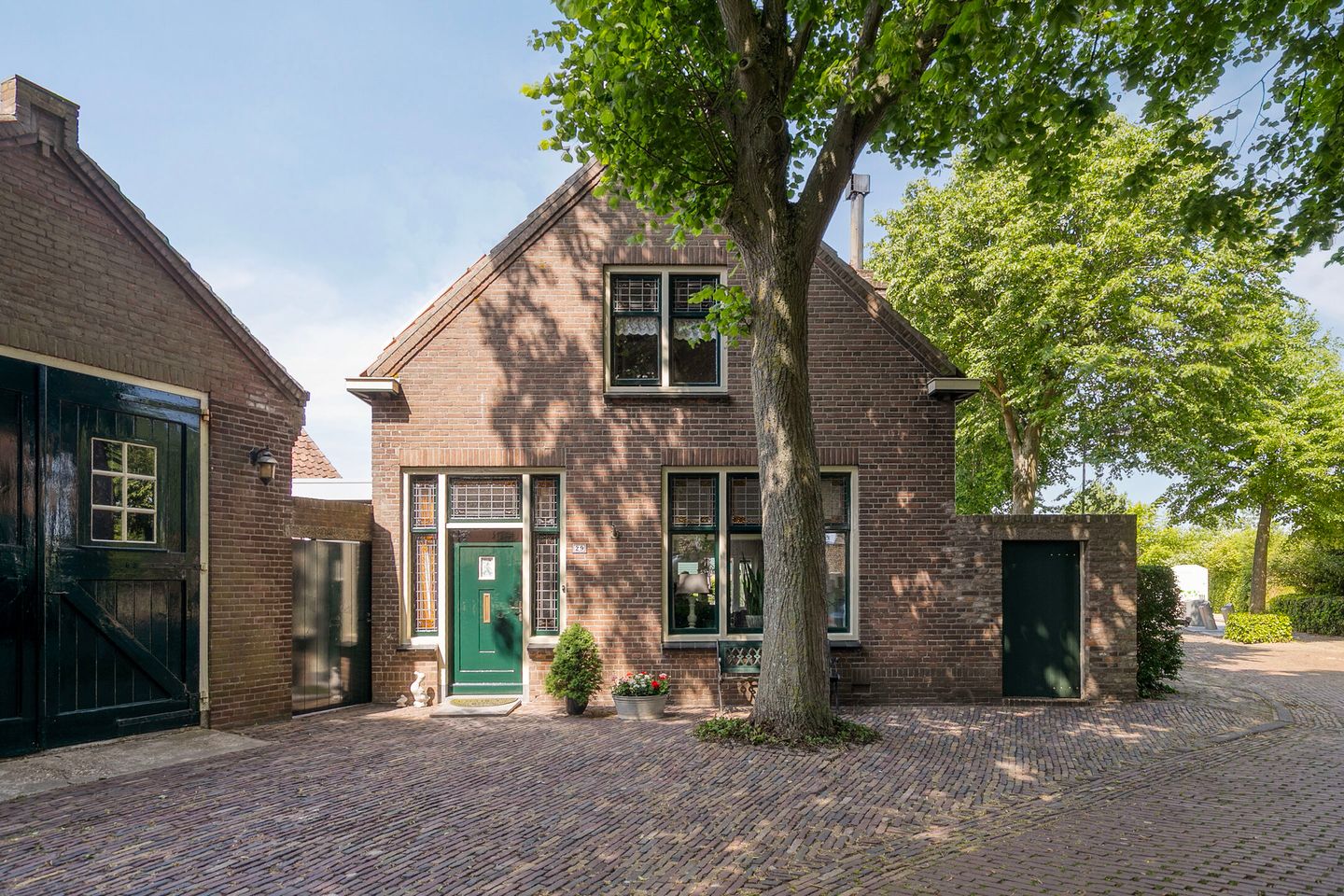 Photo 5 of Dorpsplein 29