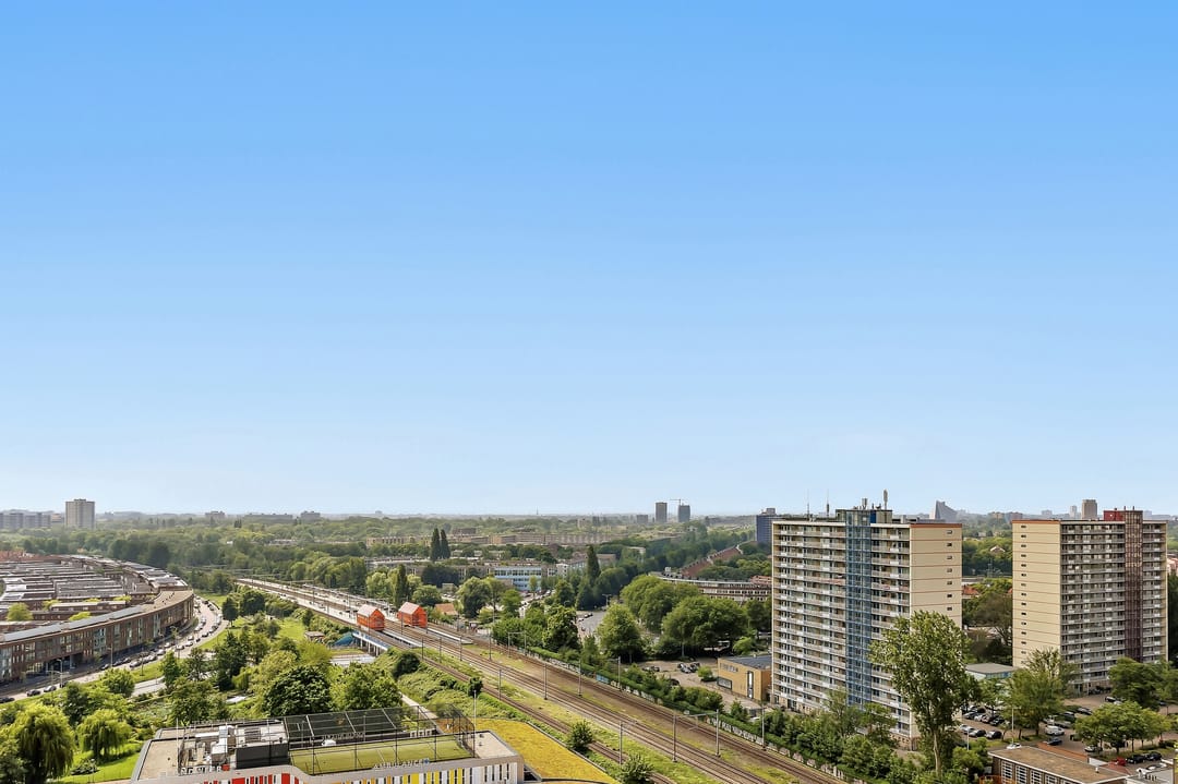 Photo 22 of Waldorpstraat 1752