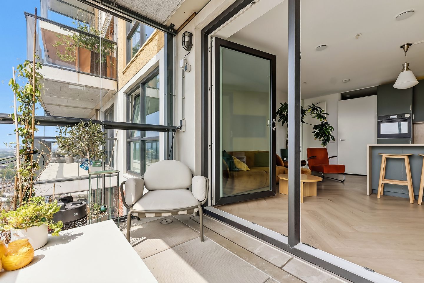 Photo 20 of Waldorpstraat 1752
