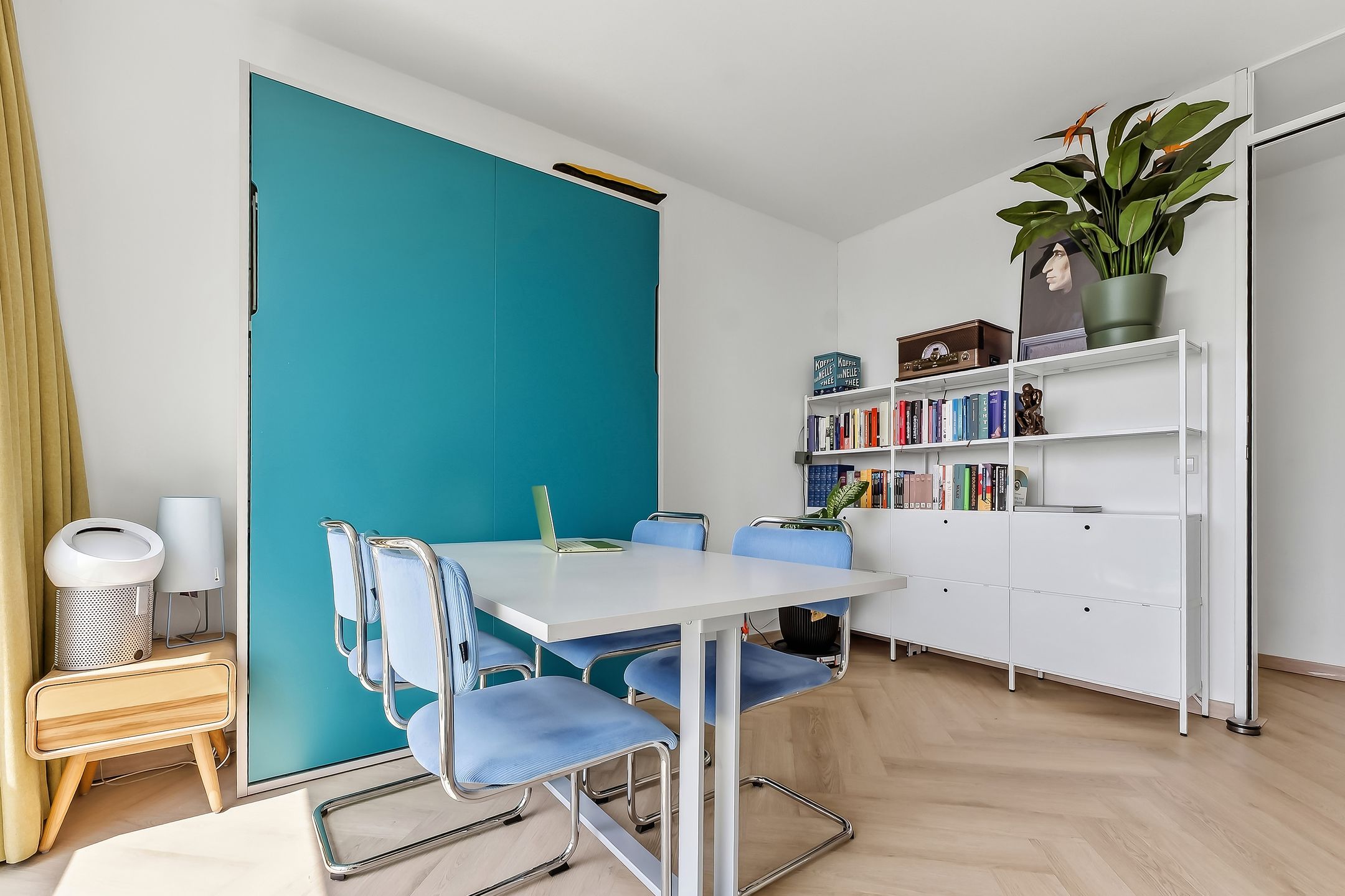 Photo 27 of Waldorpstraat 1752