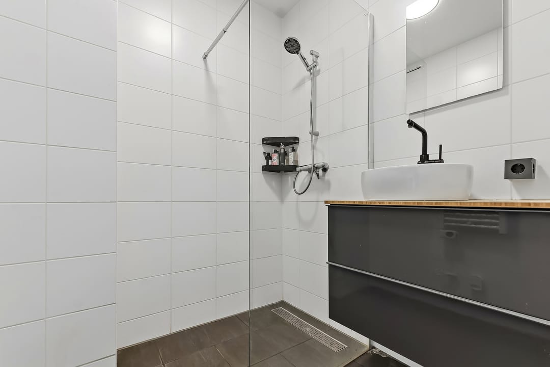 Photo 31 of Waldorpstraat 1752