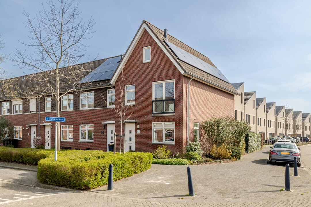 Photo 1 of Schutsgildelaan 12