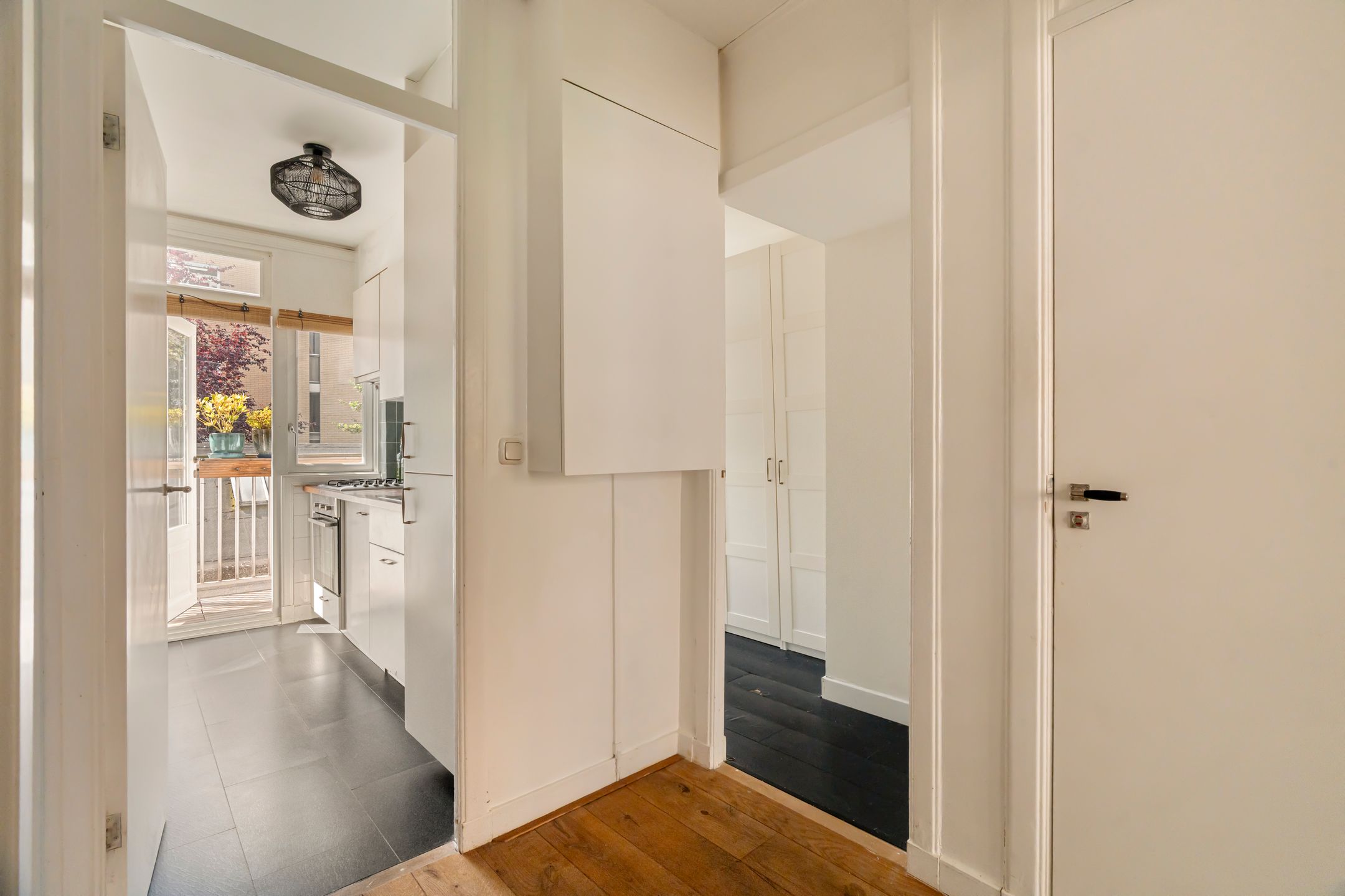 Photo 12 of Van Ostadestraat 368-1
