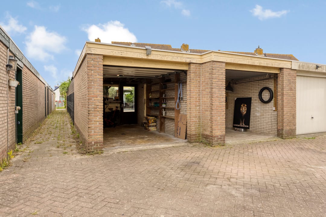 Photo 53 of Eeweg 24