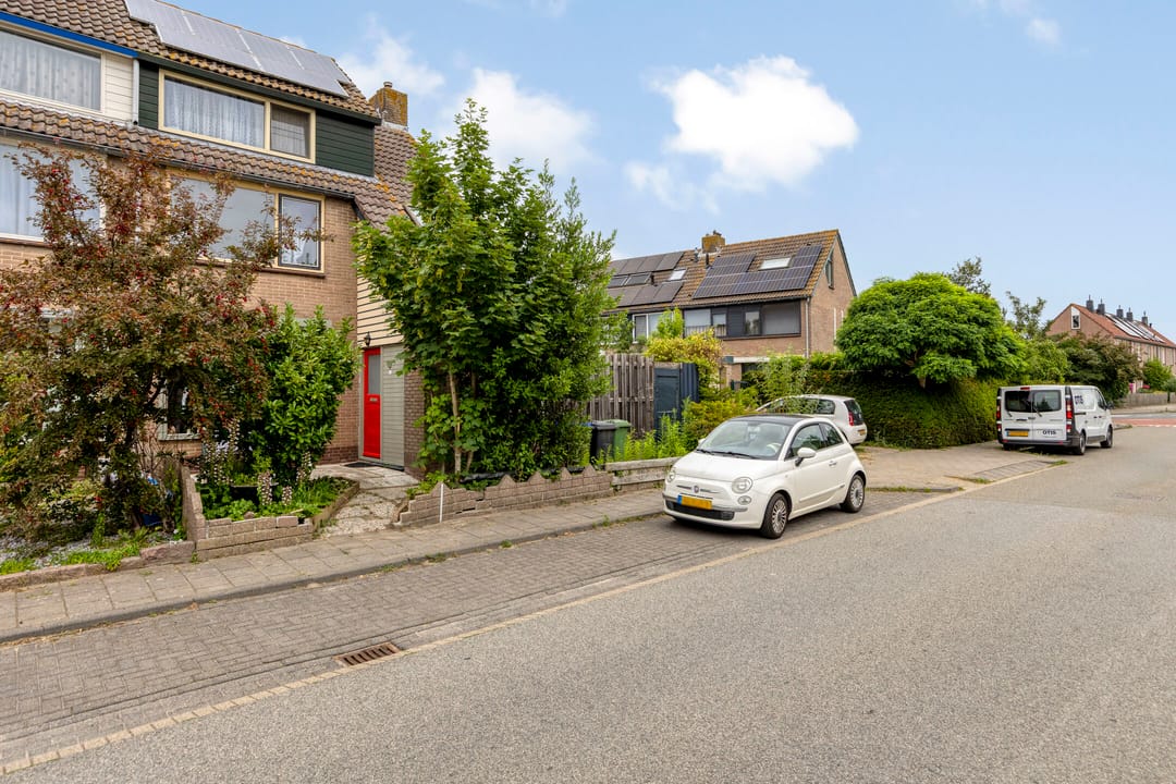 Photo 58 of Eeweg 24