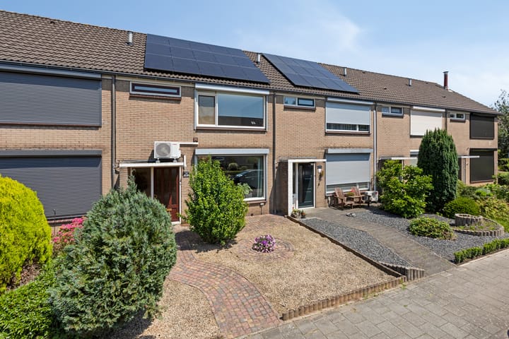 Tussenwoning te koop: Schaapsdrift 197, Zevenaar