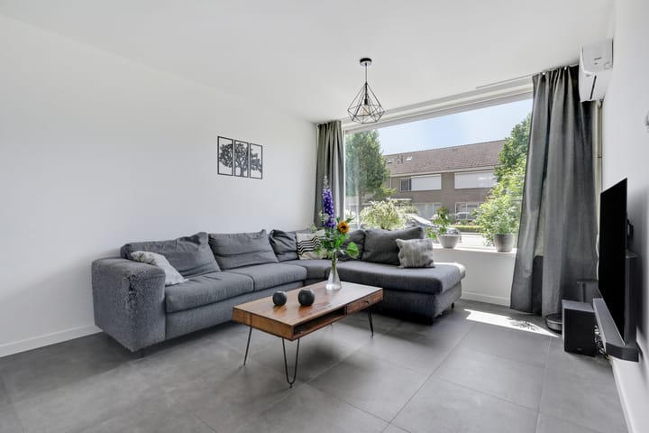 Tussenwoning te koop: Schaapsdrift 197, Zevenaar