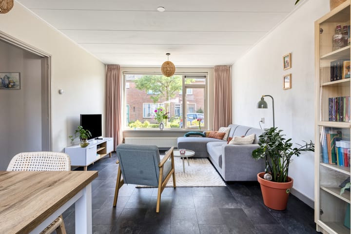 Photo 4 of Reinout van Valkenburgstraat 20