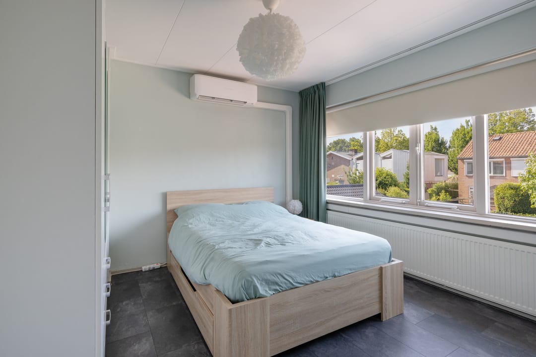 Photo 17 of Reinout van Valkenburgstraat 20