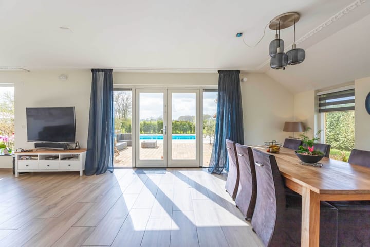 Vrijstaande woning te koop: Oosterstreek 24, Oosterstreek