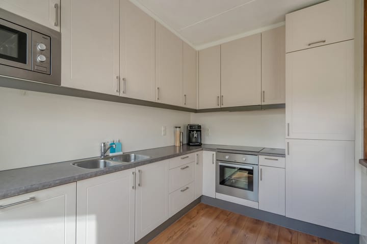 Tussenwoning te koop: Kamperfoeliehof 16, Nootdorp
