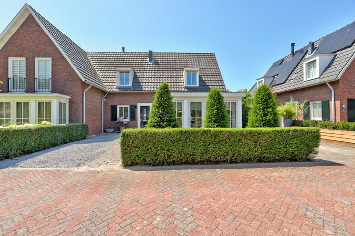 Twee-onder-één-kap te koop: Oesterstraat 14, Berkel En Rodenrijs