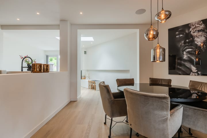 Tussenwoning te koop: Kardinaal van Enckevoirtstraat 15, Tilburg