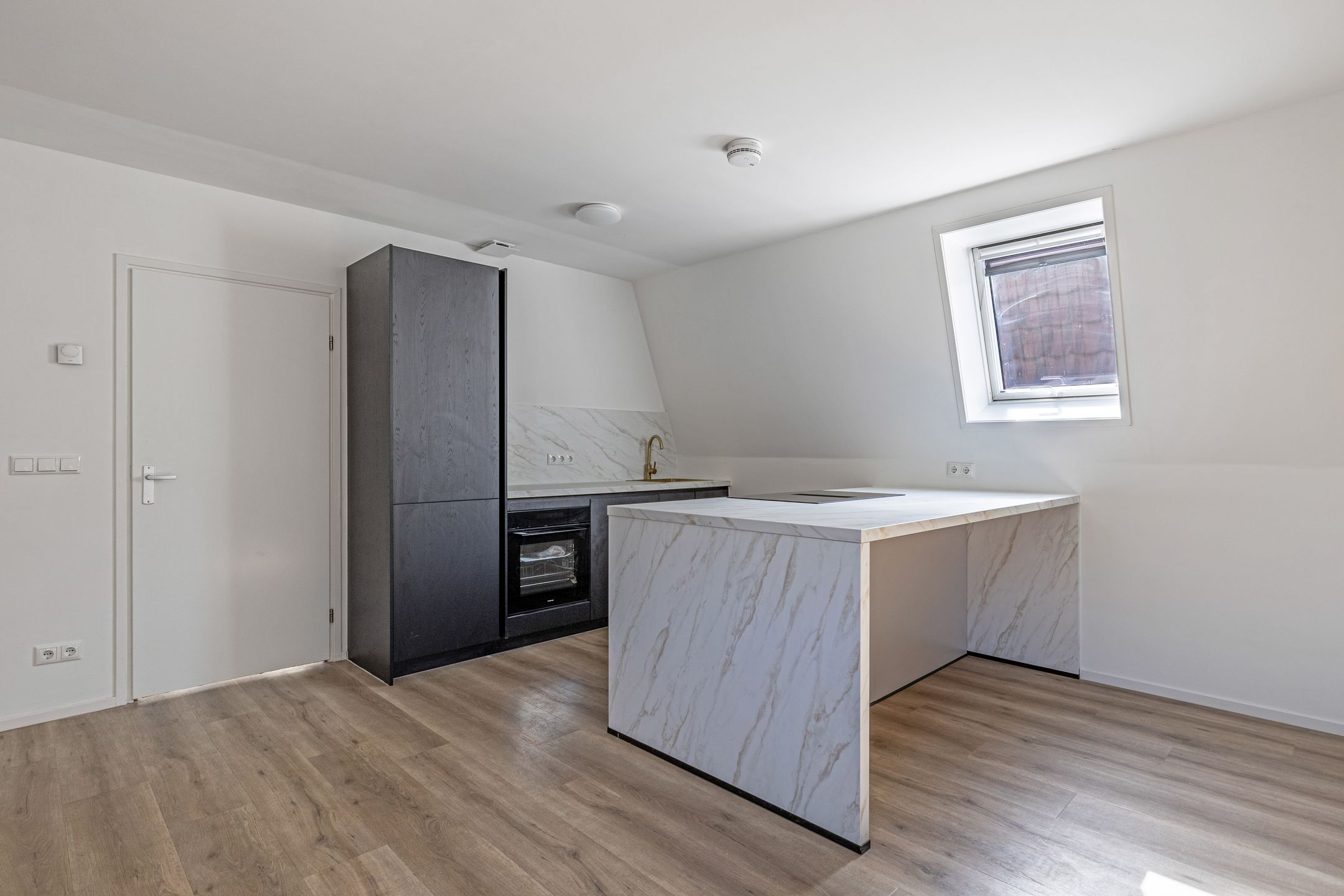 Photo 12 of Midstraat 114-B