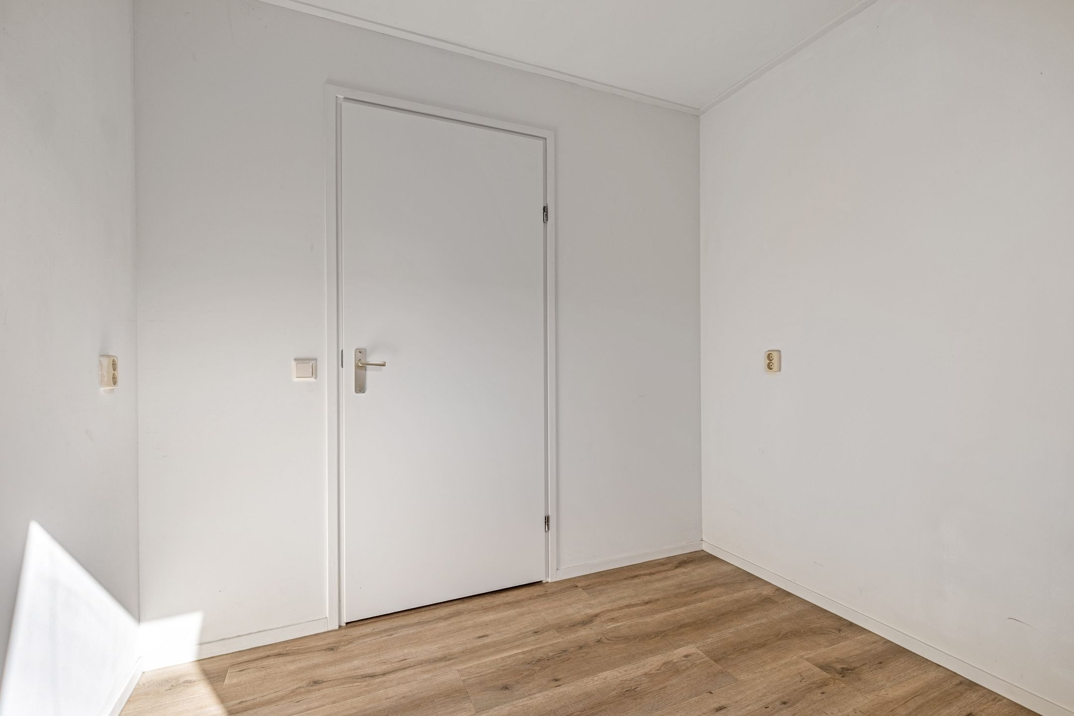 Photo 21 of Midstraat 114-B