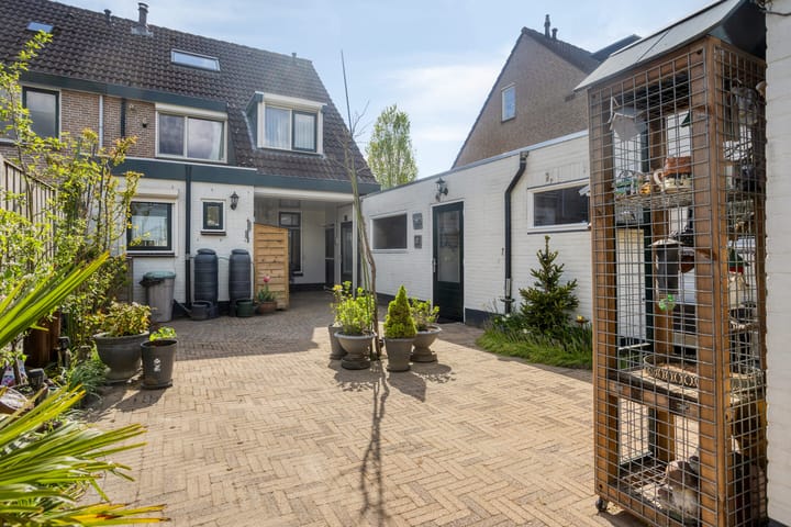 Foto 2 van Haagakker 8