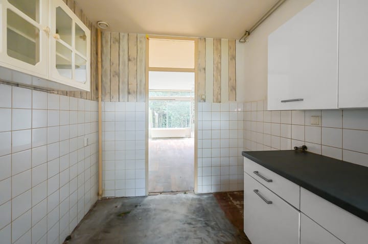 Tussenwoning te koop: Hoekerstraat 18, Zaandam
