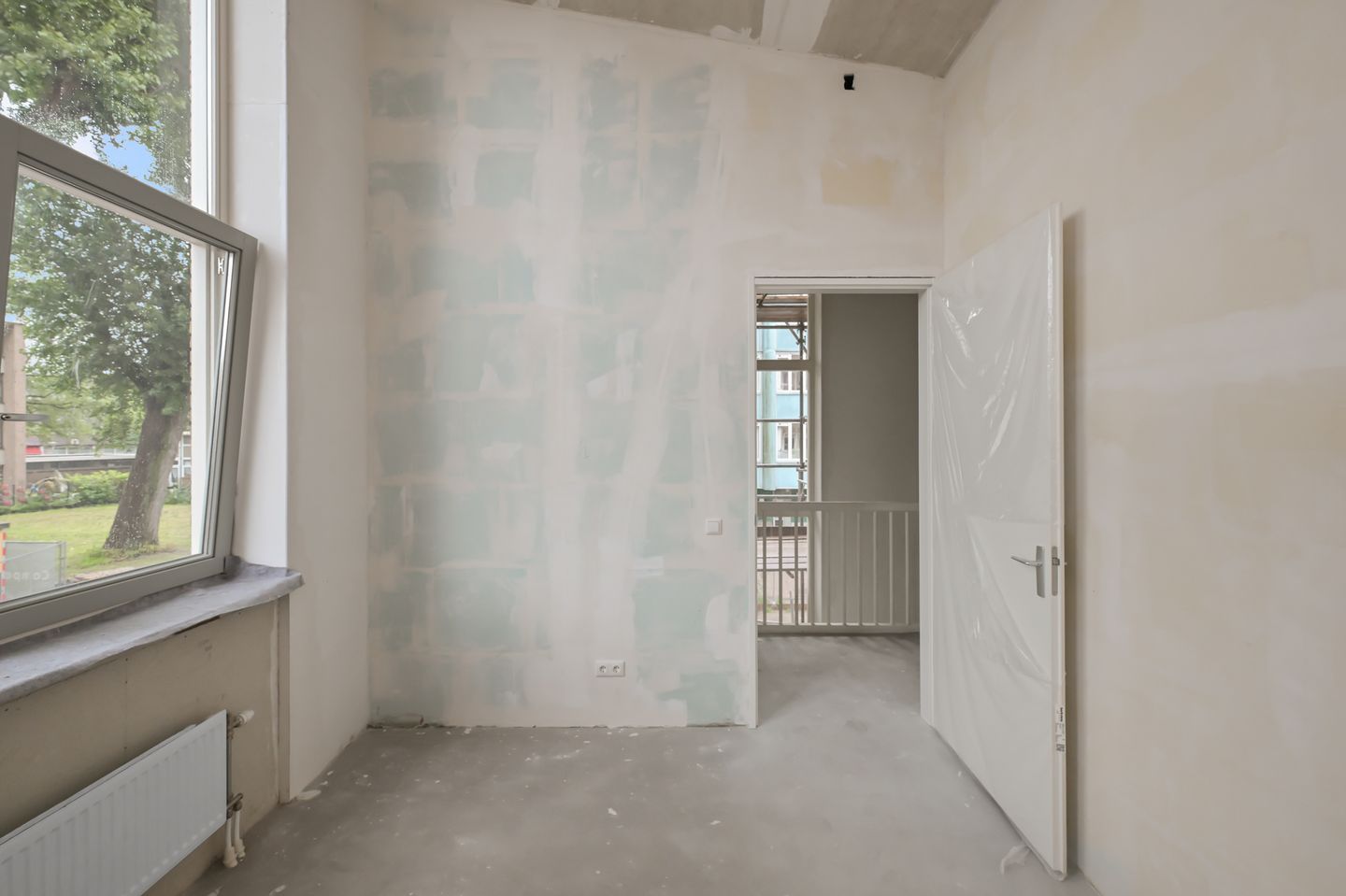Photo 19 of Van Moerkerkenstraat 33