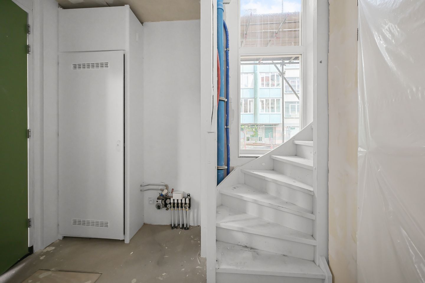 Photo 5 of Van Moerkerkenstraat 33