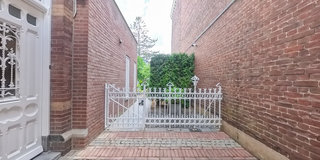 View 360° photos