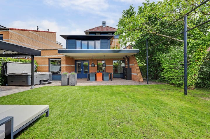 Foto 4 van Albert Schweitzerstraat 21