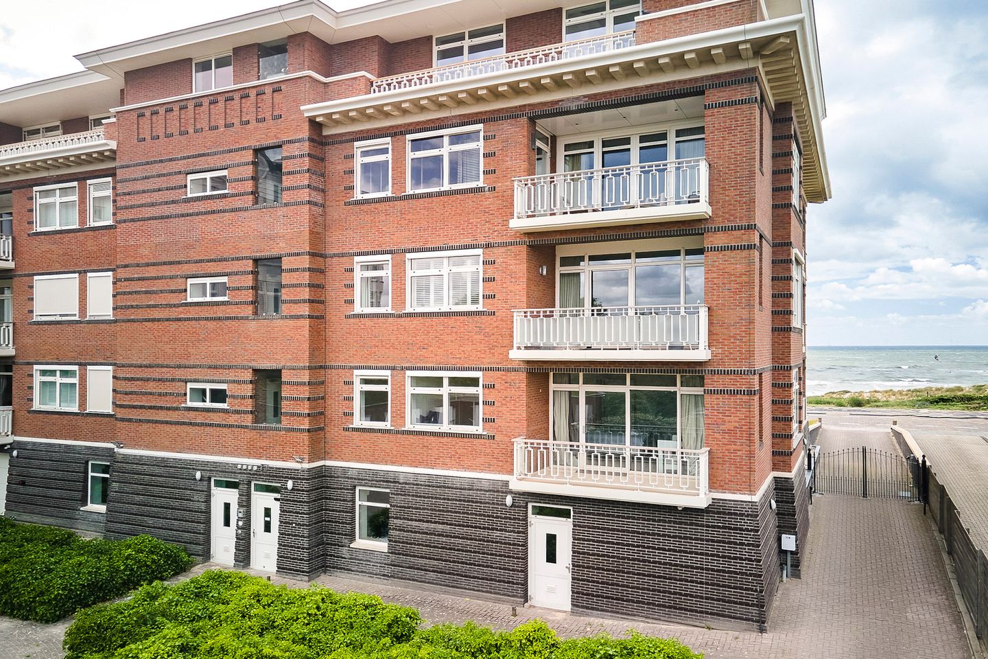 Foto 34 van Koningin Astrid Boulevard 26-B