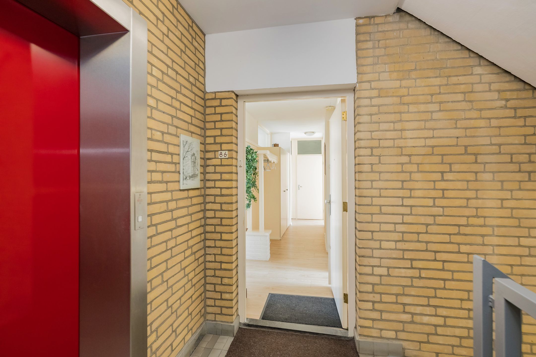 Photo 9 of Doorneberglaan 86