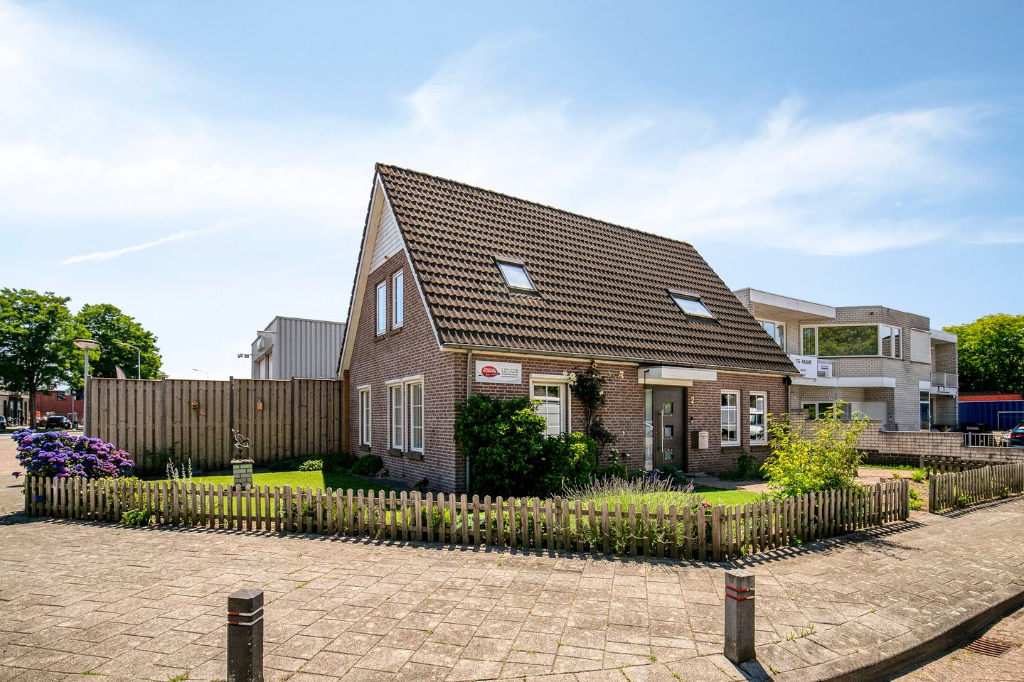 Bekijk foto 1 van de Ronde 2