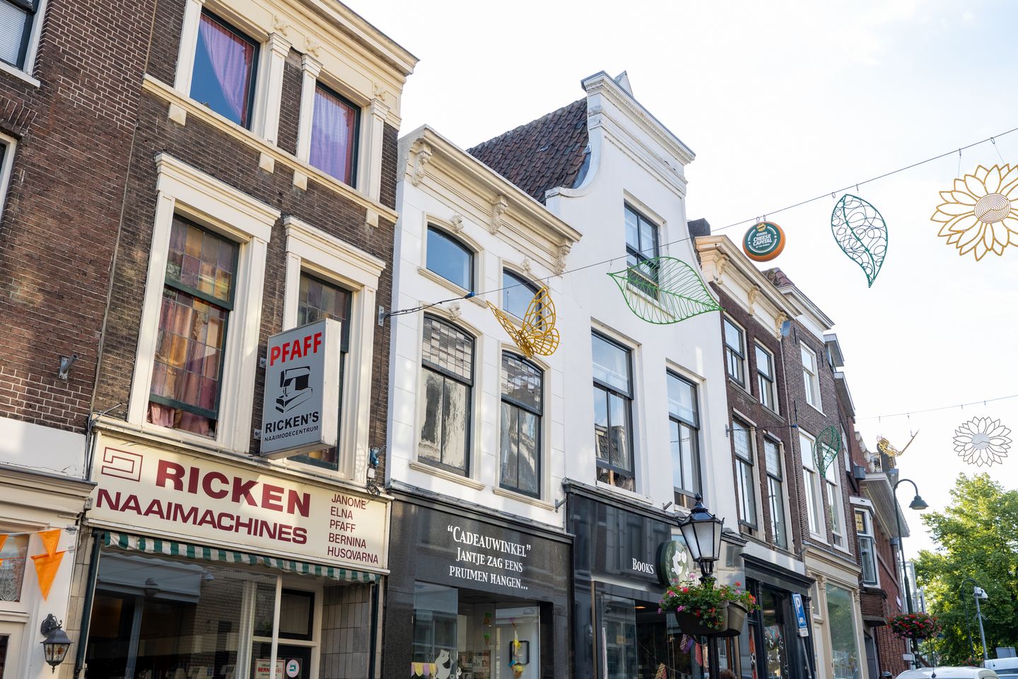 Photo 49 of Dubbele Buurt 11-D