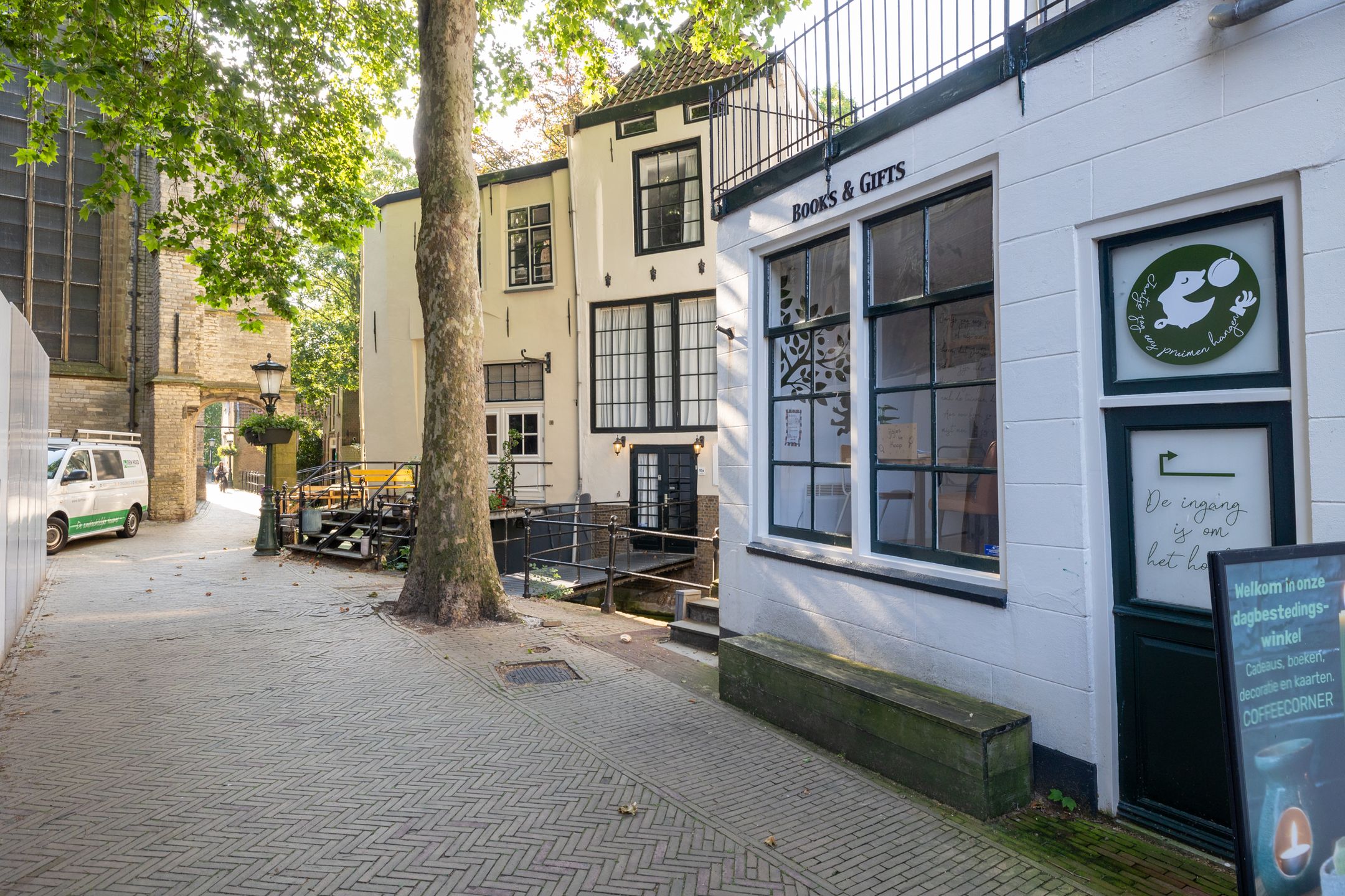 Photo 48 of Dubbele Buurt 11-D