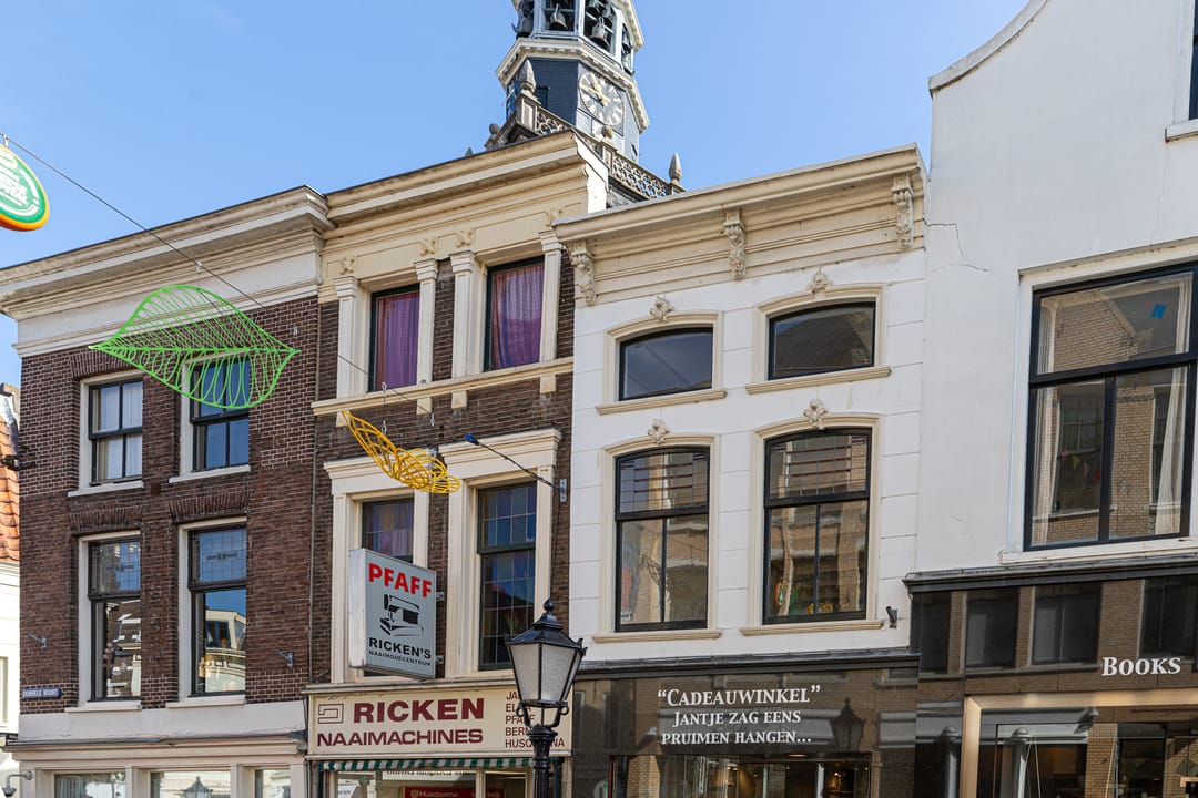 Photo 43 of Dubbele Buurt 11-D