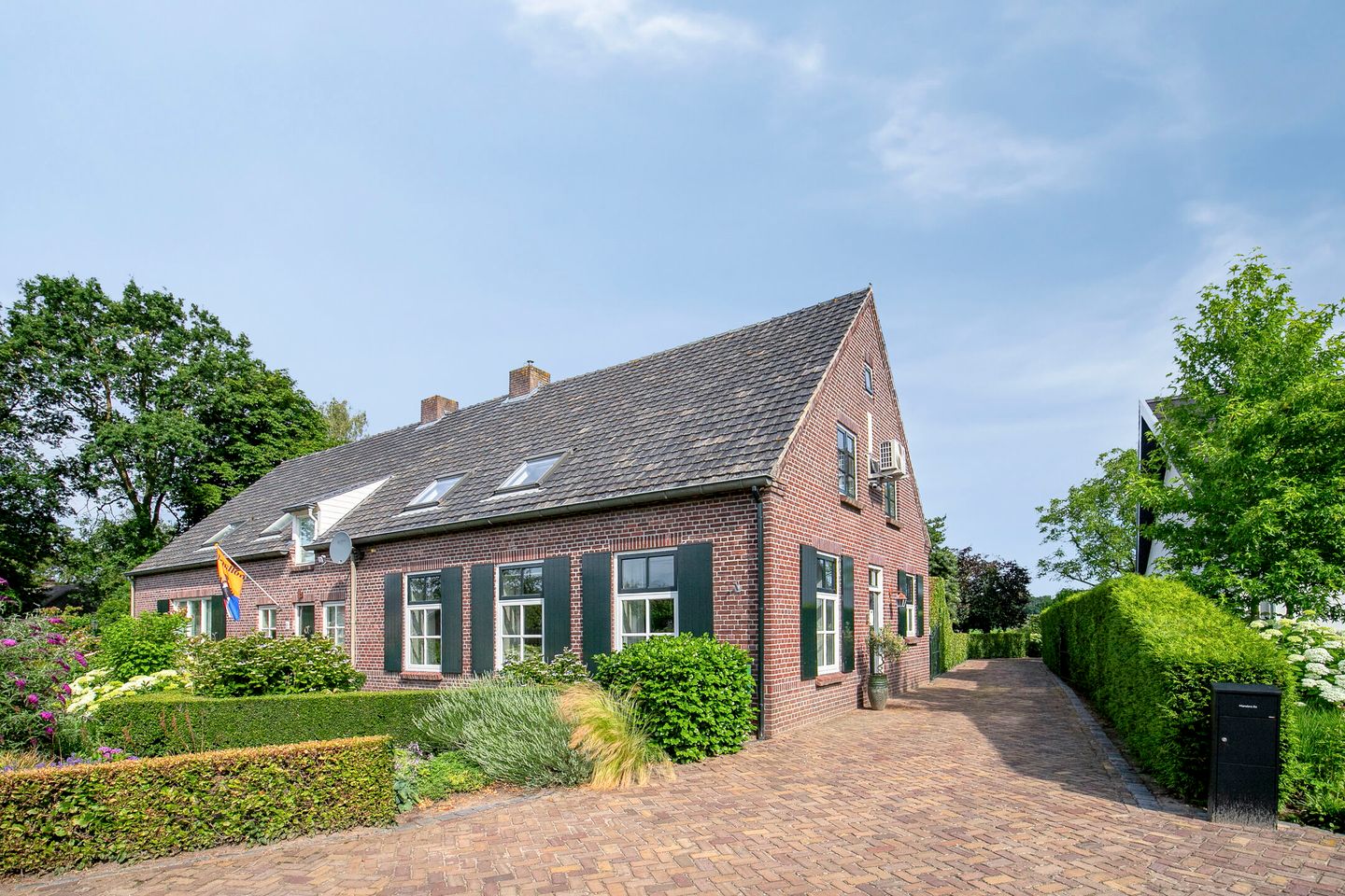 Foto 4 van Willibrordusweg 10