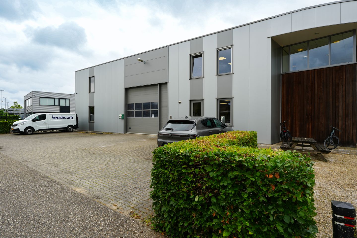 View photo 2 of Angelenweg 51