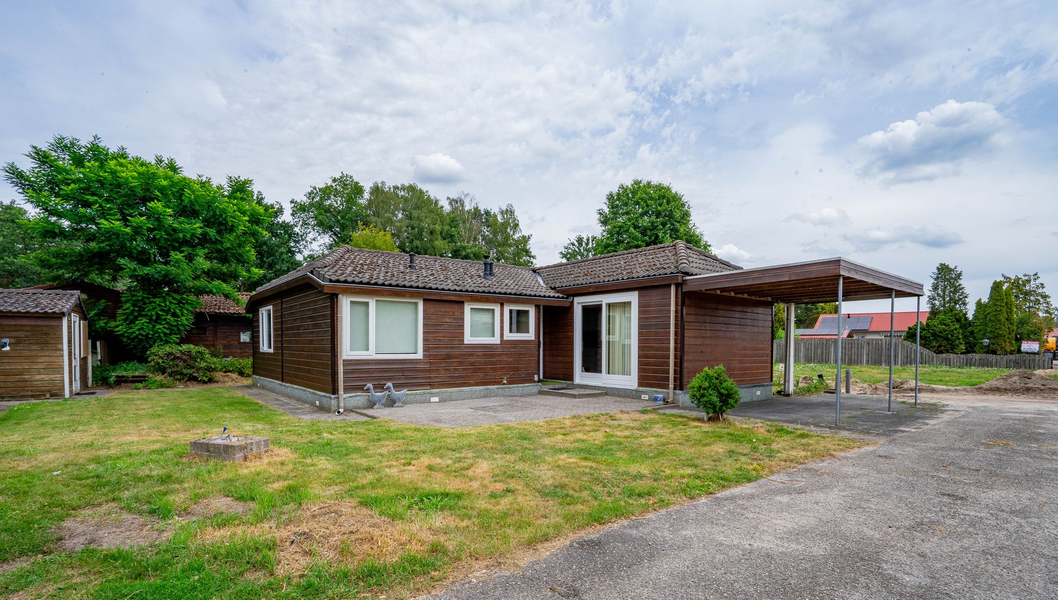 3-bedroom freehold villa in Bakel — photo 1 of 5