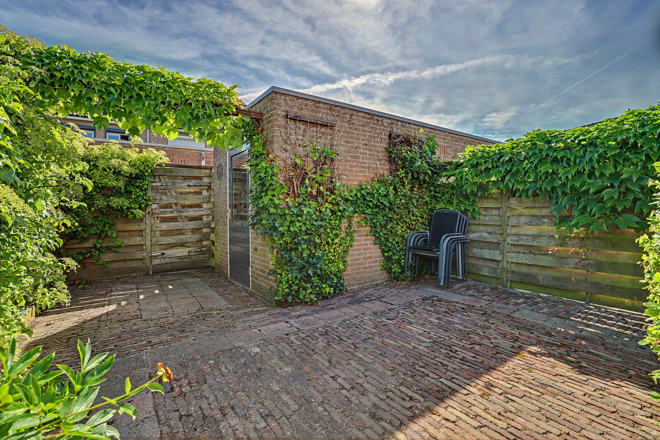 Photo 27 of Ligusterstraat 8