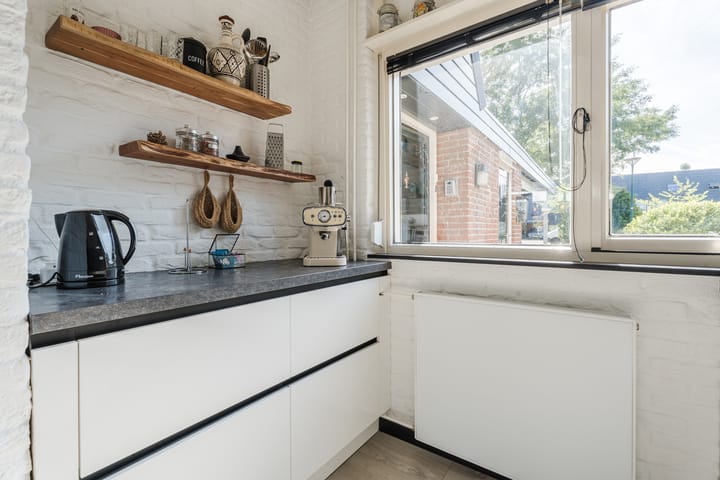 Tussenwoning te koop: Dokter Kanterslaan 199, Grave