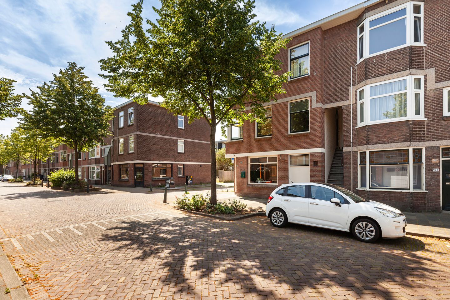 Photo 4 of Groen van Prinstererstraat 64