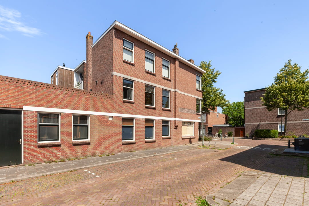 Photo 2 of Groen van Prinstererstraat 64