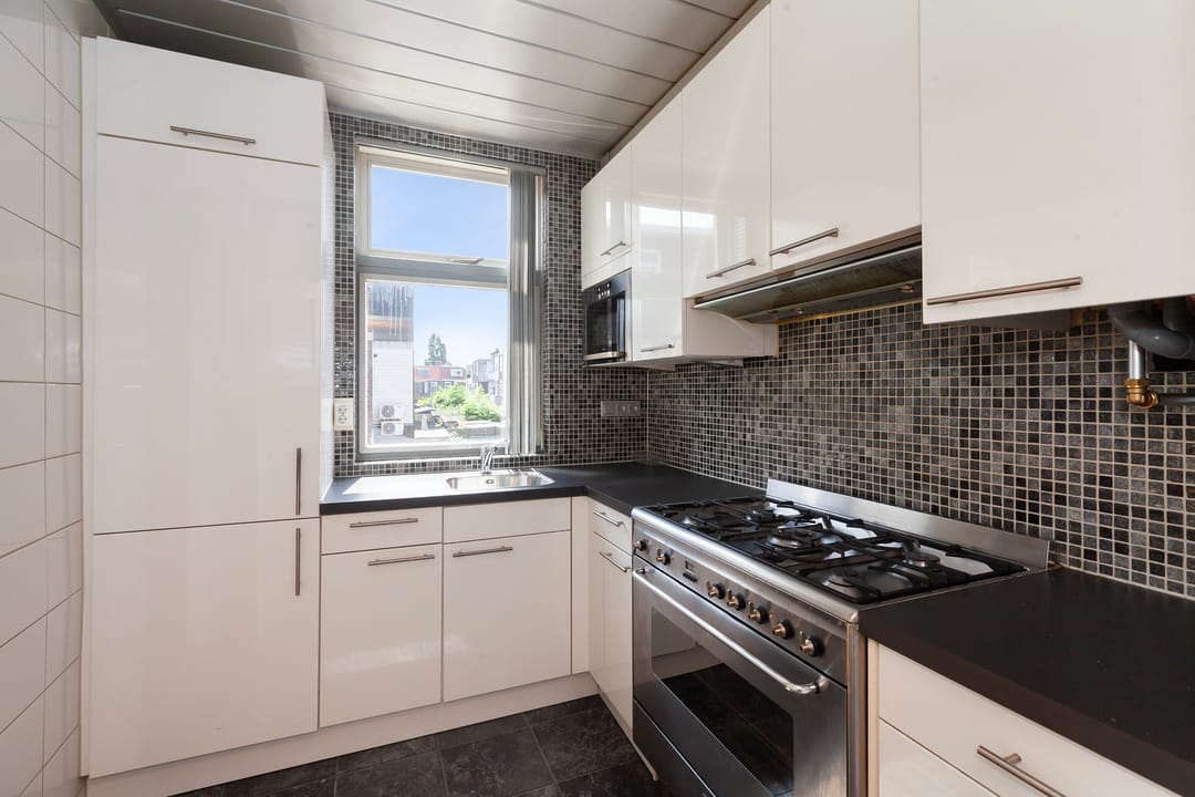 Photo 11 of Groen van Prinstererstraat 64