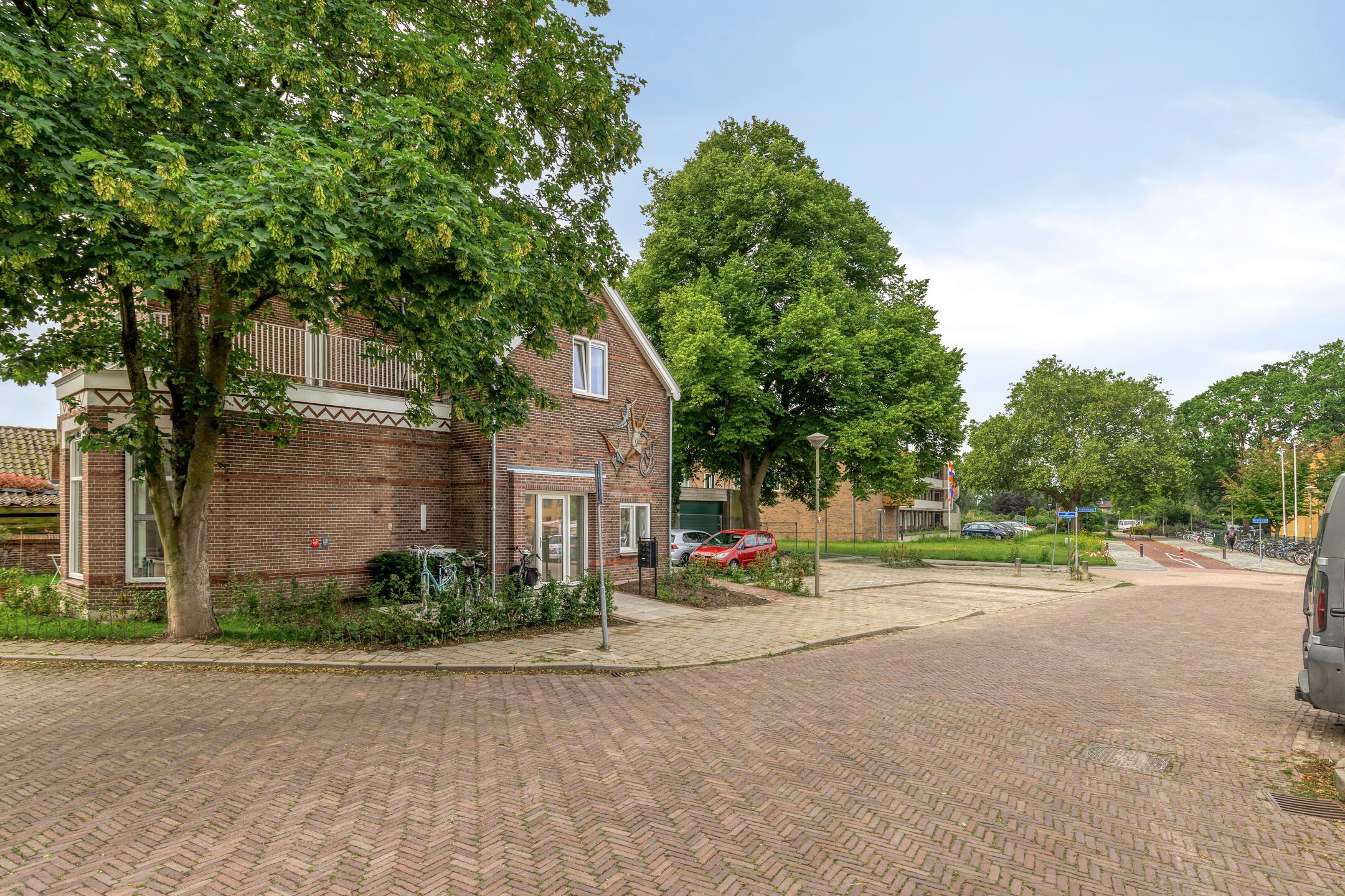 Photo 18 of Sint Antoniusplein 3-B