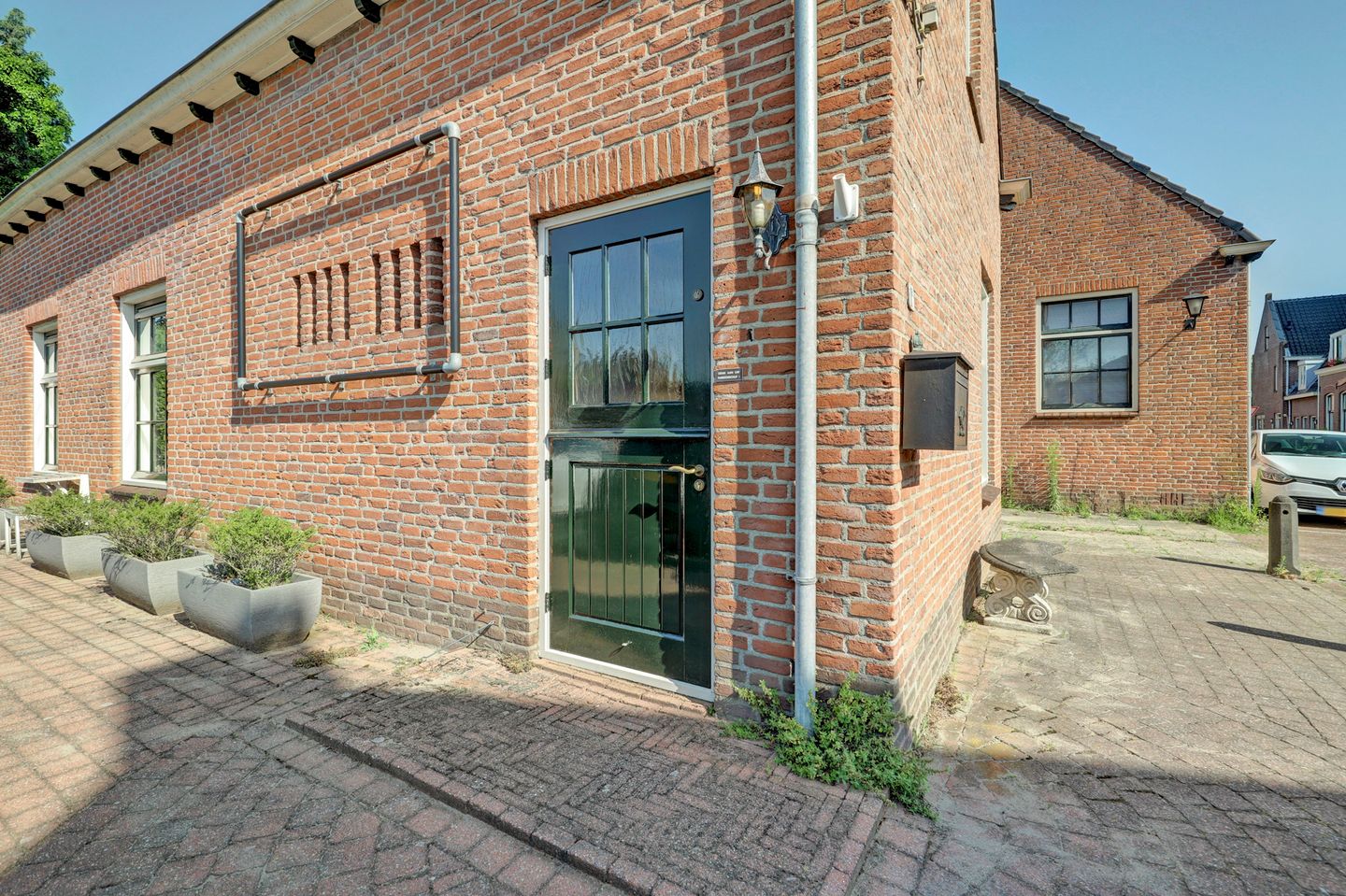 View photo 3 of Klooster 1-a