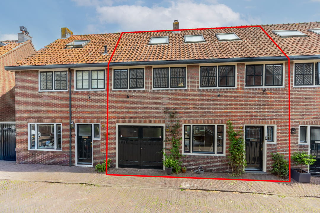 Photo 46 of Huizerpoortstraat 26