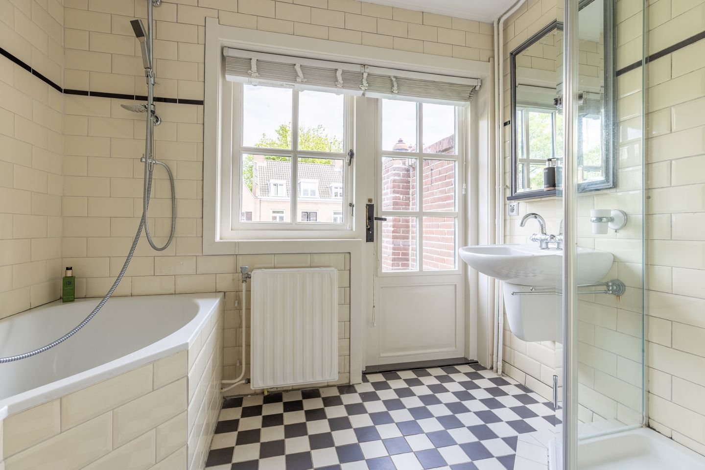 Photo 34 of Huizerpoortstraat 26