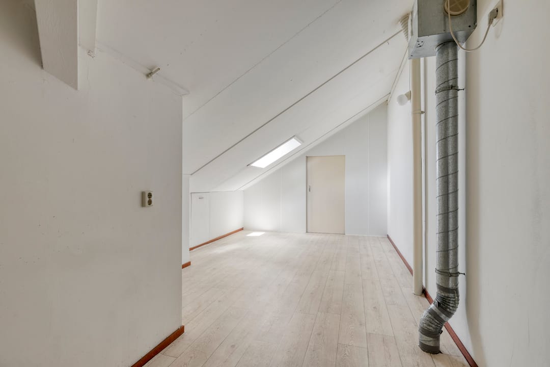Photo 22 of Feit 25